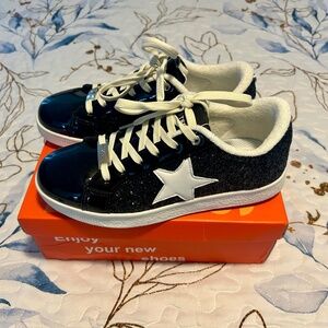 Lucky Step Women's Fashion Black Glitter Sneaker